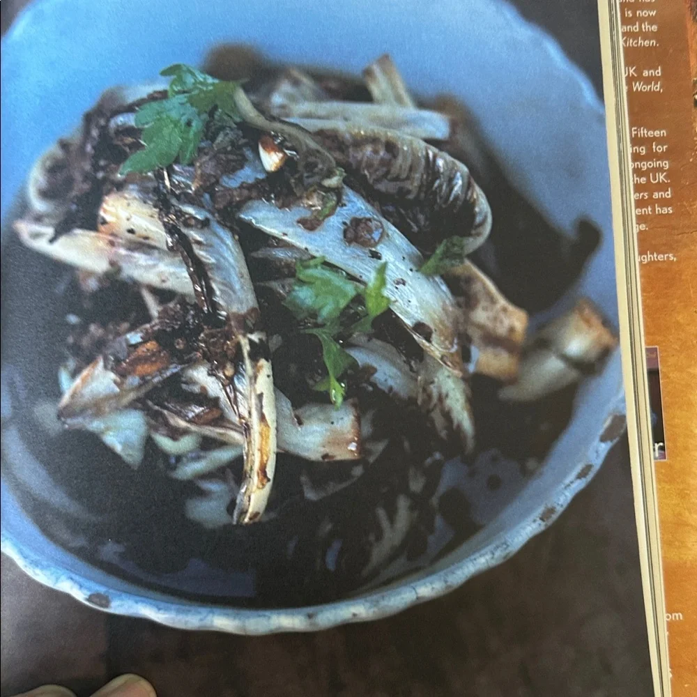 Jamie's Oliver Hardback  - Jamie’s Italy Cookbook Load of good photos /stories